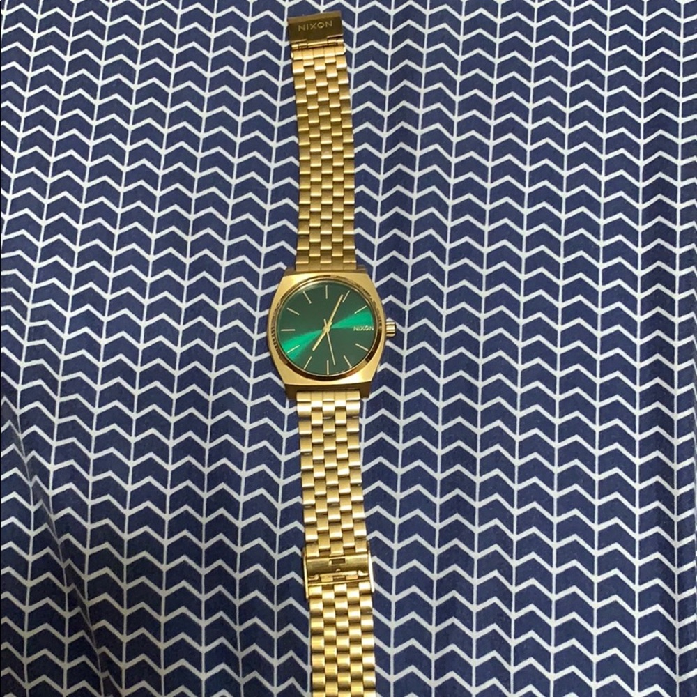 Nixon Watch
